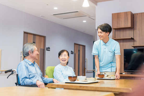 介護職員のお給料 平均給与はどれくらいなの 収入upを目指せる5つの方法を紹介 More Rejob
