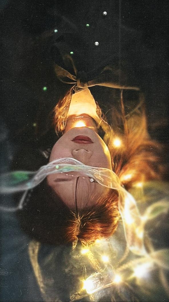 闇の中に灯る希望