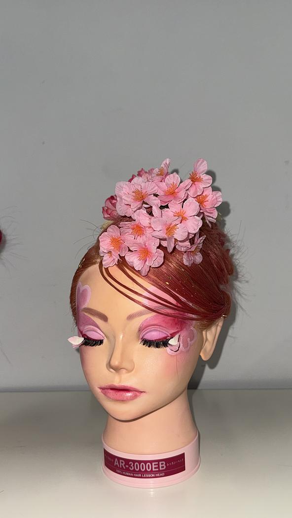 春風になびく花びら