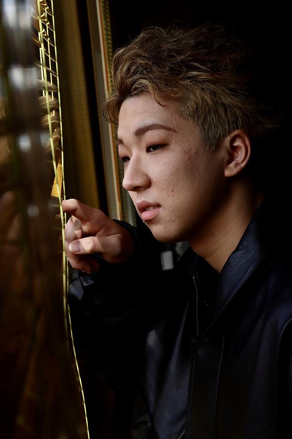 光と影の境界線。